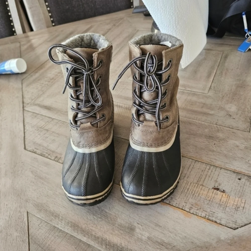 Sorel Slimpack Leather Boot Size 7.5